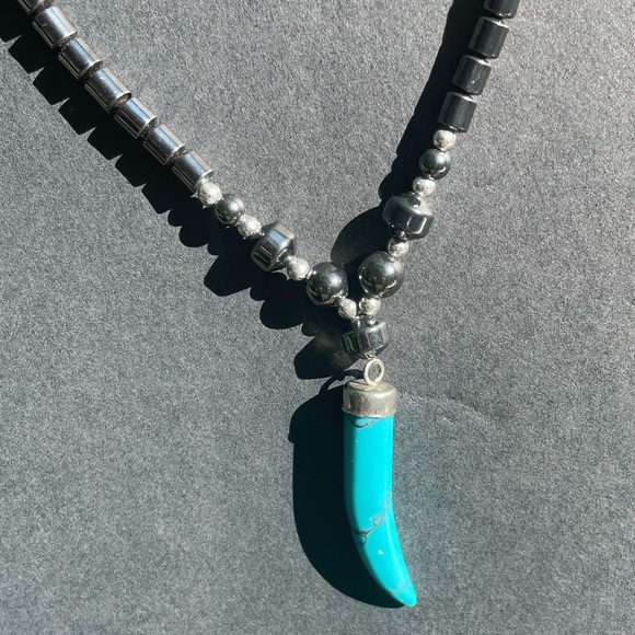 Necklace and Earring Set Turquoise with Gunmetal Toned Metal - Picture 3 of 4